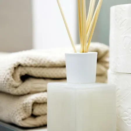 Sc 01 By Rockchair L Superhost Status L 2 Bedrooms Boxspringbeds Balcony Elevator - Cozy Family & Business Flair Welcomes You! شقة *