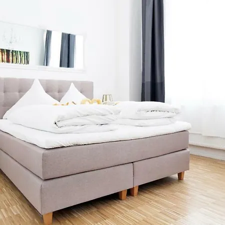Apartmán Sc 01 By Rockchair L Superhost Status L 2 Bedrooms Boxspringbeds Balcony Elevator - Cozy Family & Business Flair Welcomes You! Berlín
