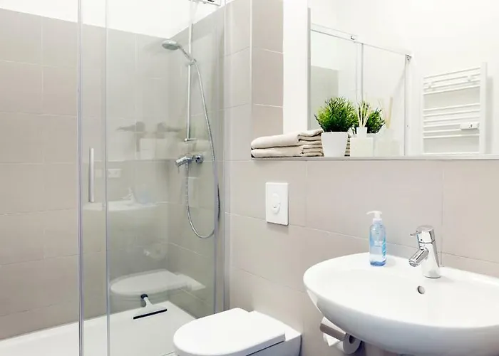 Sc 01 By Rockchair L Superhost Status L 2 Bedrooms Boxspringbeds Balcony Elevator - Cozy Family & Business Flair Welcomes You! Apartament Berlin