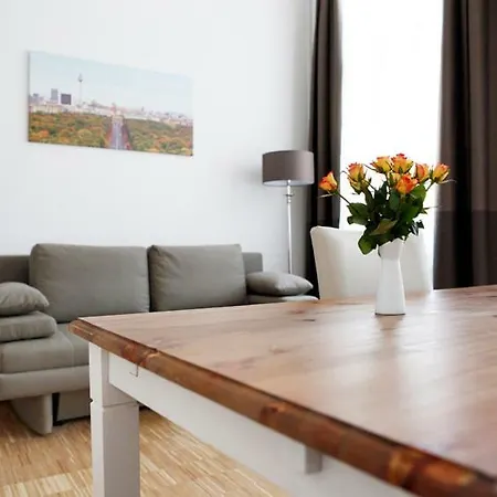 Sc 01 By Rockchair L Superhost Status L 2 Bedrooms Boxspringbeds Balcony Elevator - Cozy Family & Business Flair Welcomes You! Apartamento *